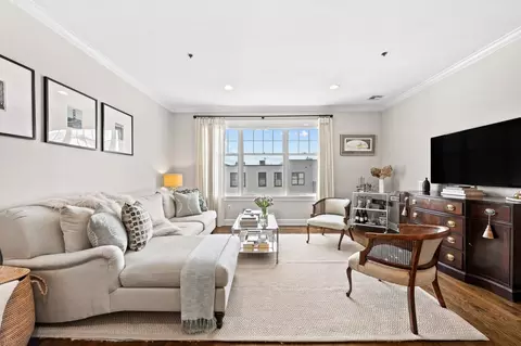 82 Clinton St #5E, Hoboken, NJ 07030