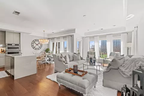 150 Henley Pl #201, Weehawken, NJ 07086