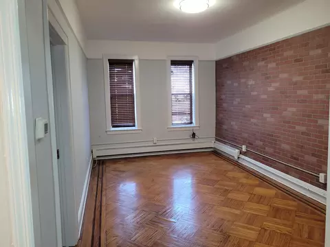 262 Clendenny Ave #4, Jersey City, NJ 07304