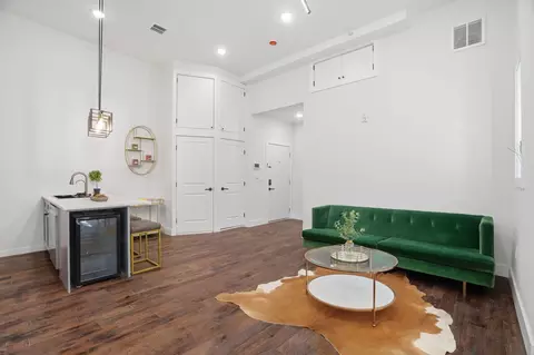 104 Glenwood Ave #301, Jersey City, NJ 07306