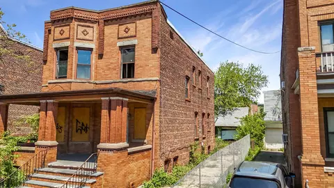 128 Wegman Pkwy, Jersey City, NJ 07305