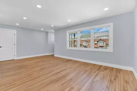 29 Delmar Rd, Jersey City, NJ 07305