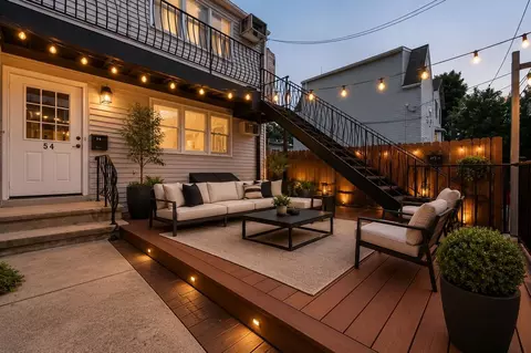 54 Chestnut St, Weehawken, NJ 07086