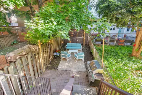 349 7th St #1R, Jersey City, NJ 07302