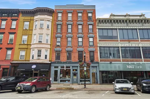 1016 Washington St #4L, Hoboken, NJ 07030