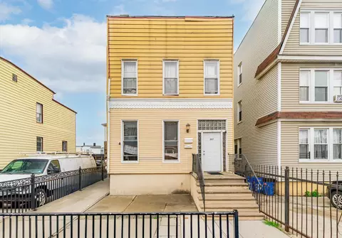 307 Old Bergen Rd, Jersey City, NJ 07305