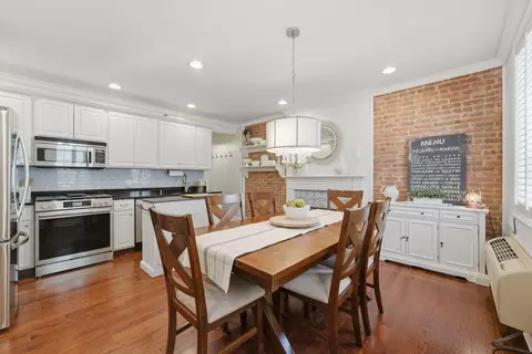 405 Bloomfield St #2, Hoboken, NJ 07030
