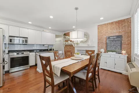 405 Bloomfield St #2, Hoboken, NJ 07030