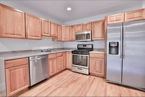 1703 Cliff St #1L, Union City, NJ 07087