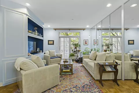 208 Shearwater Ct W #32, Jersey City, NJ 07305