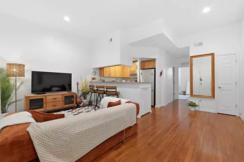187 Wayne St # 207C, Jersey City, NJ 07302