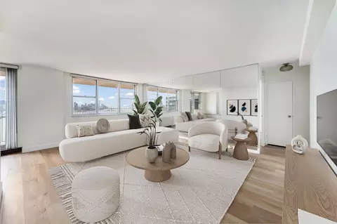 6040 Blvd E #22F, West New York, NJ 07093