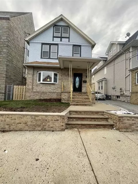 407 77th St, North Bergen, NJ 07047