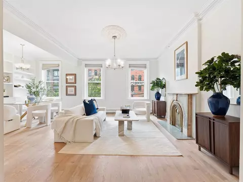 189 Christopher Columbus Dr #2, Jersey City, NJ 07302