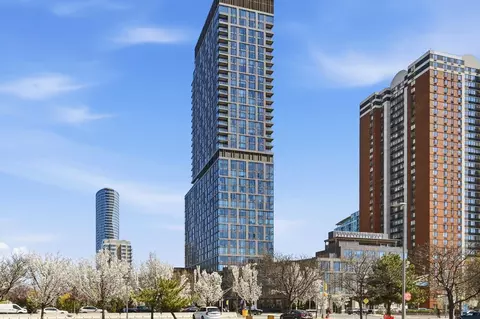 75 Park Ln #901, Jersey City, NJ 07310