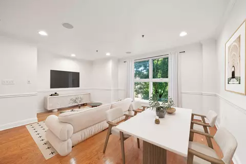70 Adams St #2F, Hoboken, NJ 07030