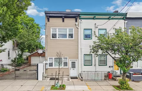 90 Hackensack Plank Rd # A, Weehawken, NJ 07086