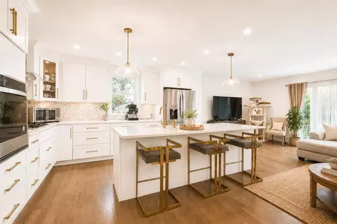 210 Alps Rd, Wayne, NJ 07470