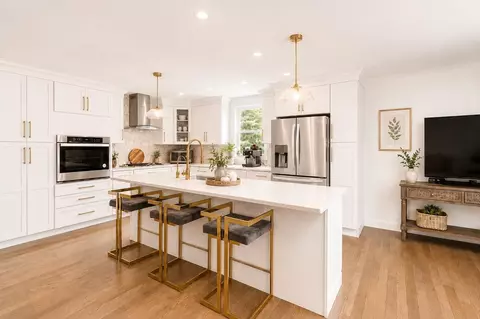 Kitchen - 210 Alps Rd, Wayne, NJ 07470 photo 2 of 2