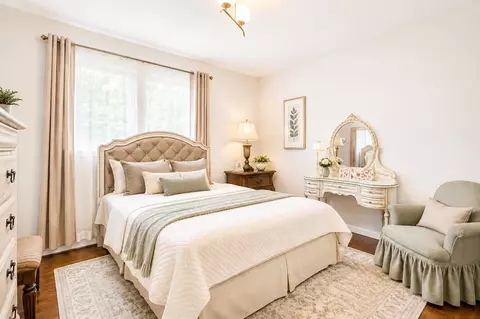 Bedroom - 210 Alps Rd, Wayne, NJ 07470 photo 3 of 3