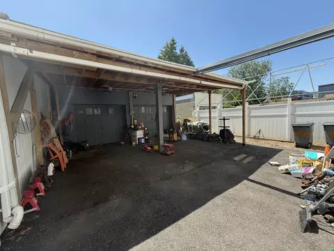 363 Ege Ave, Jersey City, NJ 07304