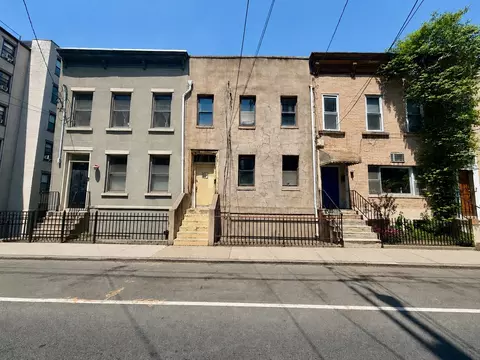 256 2nd St, Hoboken, NJ 07030