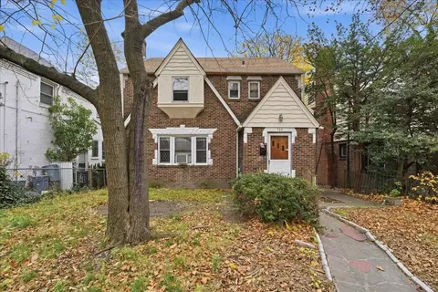 360 Arlington Ave, Jersey City, NJ 07304