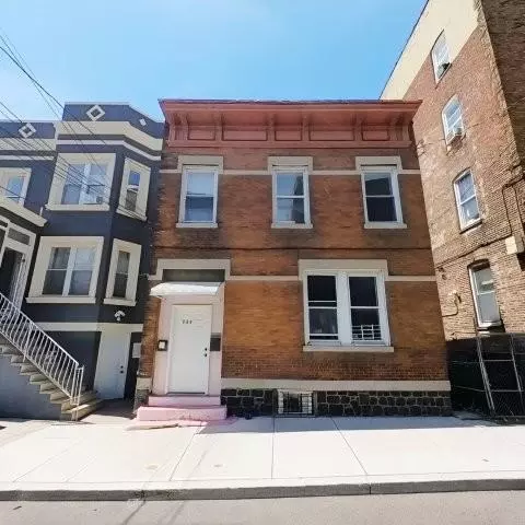 325 52nd St, West New York, NJ 07093