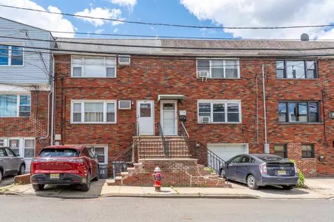 23 Alan Ter, Jersey City, NJ 07306