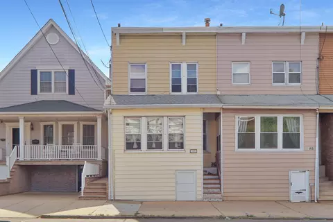 163 Avenue C, Bayonne, NJ 07002