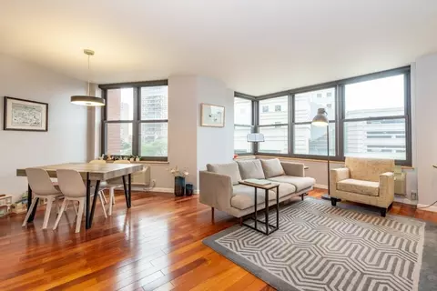 102 Christopher Columbus Dr #401, Jersey City, NJ 07302