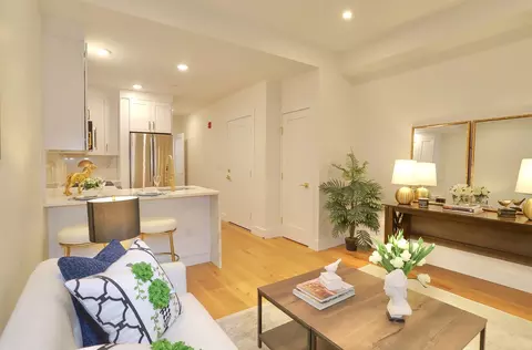 842 Park Ave #302, Hoboken, NJ 07030