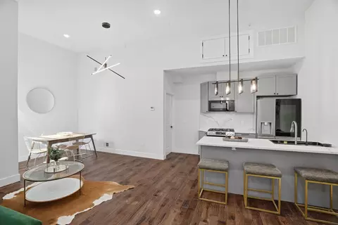 104 Glenwood Ave #201, Jersey City, NJ 07306