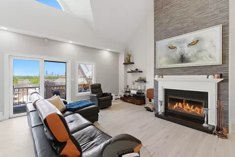 101 Shearwater Ct E #62, Jersey City, NJ 07305