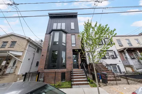 109 Webster Ave #2, Jersey City, NJ 07307