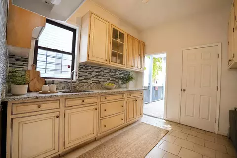 465 Bergen Ave, Jersey City, NJ 07304