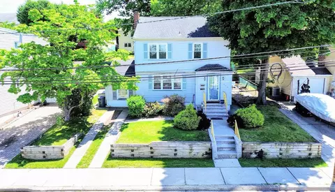 716 Chestnut St, Secaucus, NJ 07094