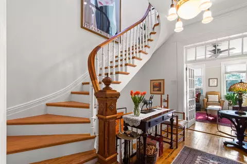254 5 Palisade Ave, Jc Heights, NJ 07307