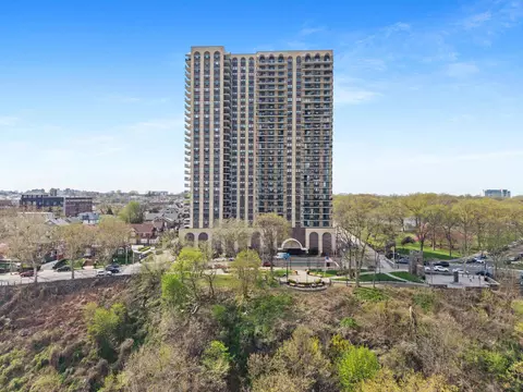 7855 Blvd E #19G, North Bergen, NJ 07047