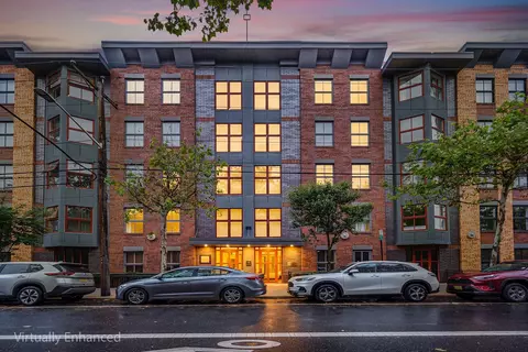 812 Grand St #424, Hoboken, NJ 07030