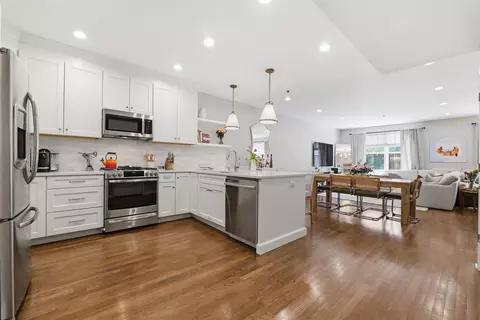 117 Madison St #1, Hoboken, NJ 07030
