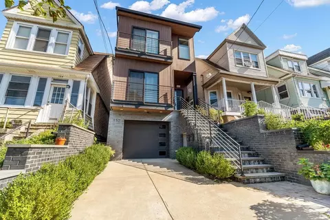 152 Beach St #1A, Jersey City, NJ 07307