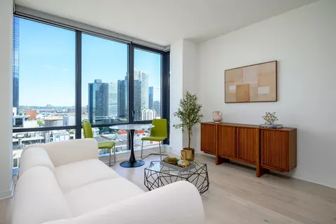 155 Bay St #1701, Jersey City, NJ 07302