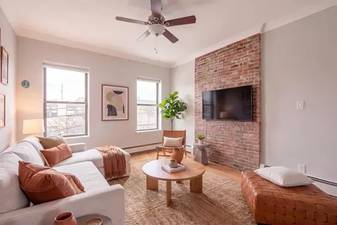 133 Grand St #4A, Jersey City, NJ 07302