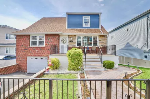 7105 Durham Ave, North Bergen, NJ 07047