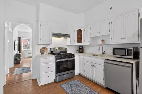 388 Cator Ave, Jersey City, NJ 07305