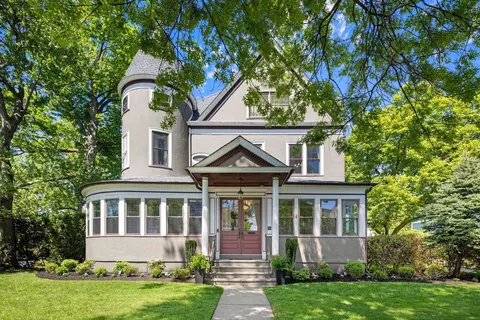 70 Ridge Rd, Rutherford, NJ 07070