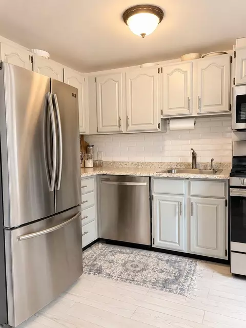 Kitchen - 100 Prospect Ave #5 H, Hackensack, NJ 07601 photo 2 of 2