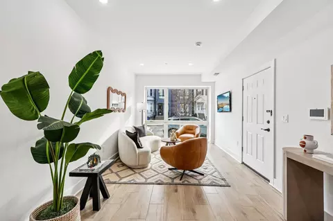1003 Summit Ave #1, Jersey City, NJ 07307