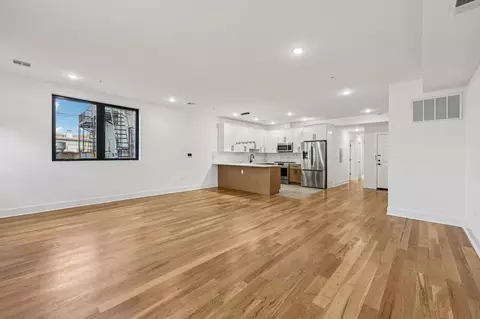 1003 Summit Ave #2, Jersey City, NJ 07307
